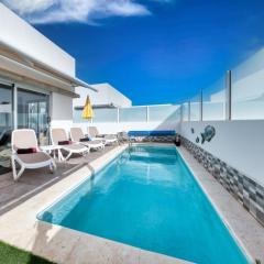 Villa Cassia - Private Pool, Foosball, BBQ, Air-Con and SAT Tv By Lanzarote Vacation Homes
