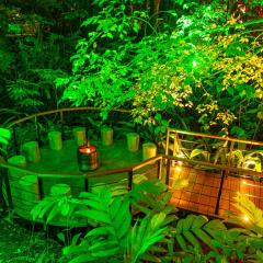 Noah's Forest Hotel by Tifakara