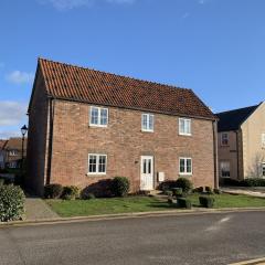 Bay Tree House - The Bay Filey, sleeps 9, 2 dogs welcome