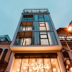 City view/ Central/ Big Bacony/2Br/1’ to lake