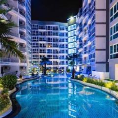 Grand Avenue Pattaya, Luxury condo, 50sqm, pool view