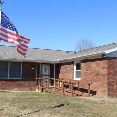 Rt. 682 Athens, 3 Queen bedrooms, 2 baths, Wi-Fi