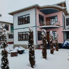Kashmir Homestay