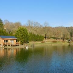 Chalet au bord d'un lac