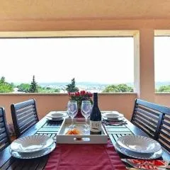 Lovely apartment overlooking the sea - MORE