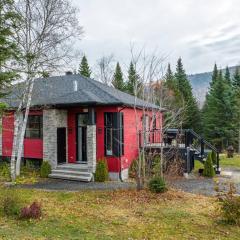 Chalet des Érables-3 bedrooms, jacuzzi & relax