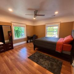Furnished room in beautiful, updated house close to UC Berkeley