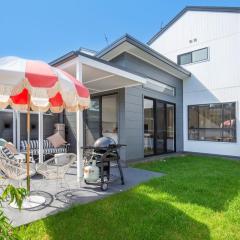 Burra Beachy - Pet Friendly - 5 Mins Walk to Beach