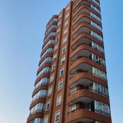 APARTAMENTOS EDIF ESTOCOLMO 8ºA