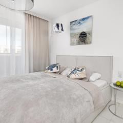 Bel Mare Sunrise Apartment with Balcony & Wellness Zone by Rent like home