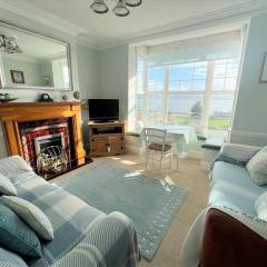 2 Bed in Aberdovey DY017
