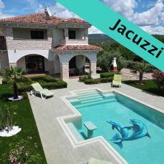 Villa Anna - 4 bedrooms, 4 bathrooms, heated pool, jacuzzi