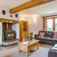 4 Bed in High Bickington BCOUR