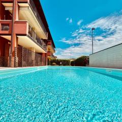 Twins Apartment - 200m dal Lago di Garda con Piscina