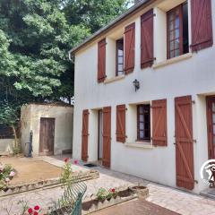 Gîte Lesbois, 3 pièces, 3 personnes - FR-1-600-207