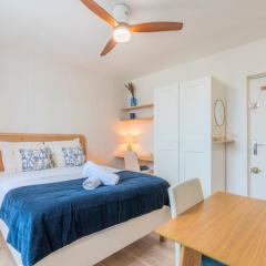 Equipped studio - near train stations