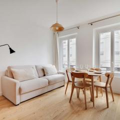 Magnificent flat near Palais Royal