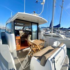 Une nuit insolite sur un bateau - BOAT PARADISE LA ROCHELLE