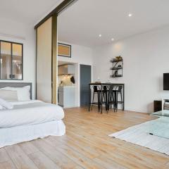 Charming and quiet apartment on the main boulevard