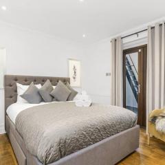 Notting Hill 2BR Gem l Stylish Prime Apt