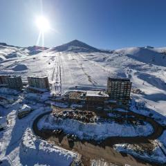 Departamentos Gran Parador ski In-out de los Centro de Ski El Colorado, Farellones - Descuentos especiales en actividades ski y no ski