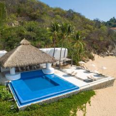 Camino Real Zaashila Huatulco