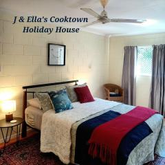 J & Ella's Holiday House - 1 Bedroom Stays