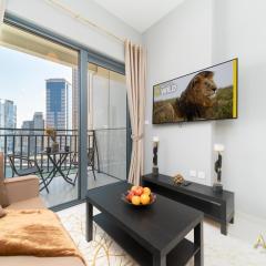 Arbab Homes Premium 1BR- Canal View - Damac Zada Tower
