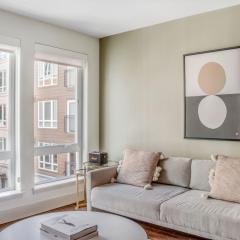 Bellevue 1br w gym lounge rooftop nr coffee SEA-578