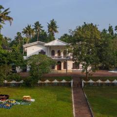 StayVista at Periyar Palace- Pet Friendly, River View Villa with Garden