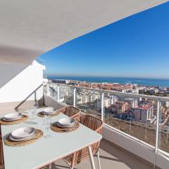 Global Properties, Moderno apartamento de dos terrazas con increibles vistas al mar