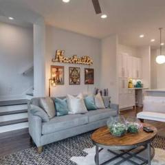 Gulch 3 Bedroom Getaway for 10, Rooftop, Garage 10 Mins to Broadway, 24 Hour Hospitality Team, Perfect for Groups