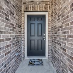 @ Marbella Lane - Polished 3BR Home in Austin TX