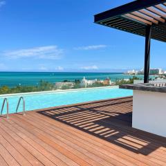 2BR Oceanfront Luxury Apartment in the Hotel Zone