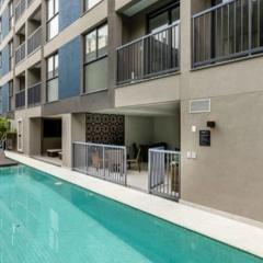 SUH Lapa 05 Pool Flat