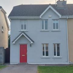 3 bed semi-detached house in a quite estate