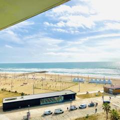 Front Line, Sea View, luxury Penthouse in Caparica