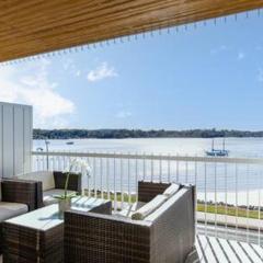 Magnificent 1-Bed with BBQ and Views