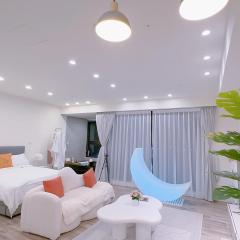 拾月頭城無邊際泳池溫泉房