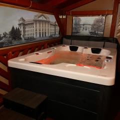 B-HAUSE zárt parkolóval és jacuzzival