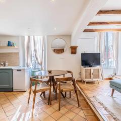 Charming apartment heart of Suquet neighborhood