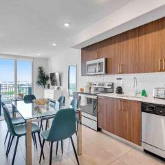 Amazing 3 Bed Unit in DWNTWN Miami With Free Parking