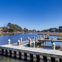 Millville Abode - Dock and Pool Access, Near Beaches