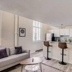 CozySuites 2BR - 2BA with Skybridge Access #1