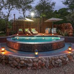 Grace of Africa, Couples 5 STAR Nature Lodge
