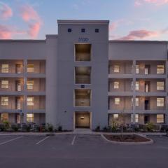 2 Bedrooms 2 Bathrooms Storey Lake 3120-106 Pc