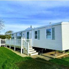 A beautiful Holiday Home On Haven Golden Sands