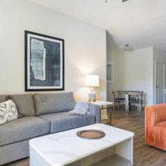 Landing Modern Apartment with Amazing Amenities (ID4496)