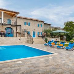 Stylish villa with swimming pool and garden