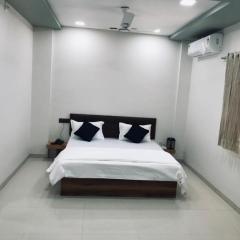 HOTEL DARSHAN & GUESTHOUSE